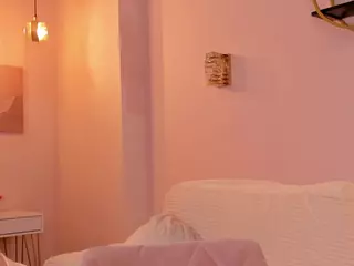 MaeBrowning's Live Sex Cam Show