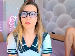 SnikersLike's Live Sex Cam Show