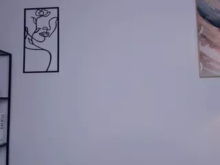 SueKotara's Live Sex Cam Show