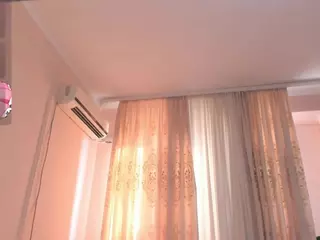 ZiraSwan's Live Sex Cam Show