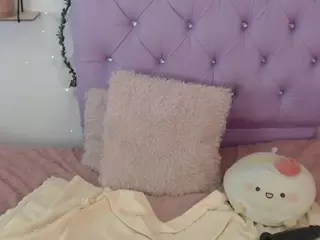 BegoniaPacheco's Live Sex Cam Show