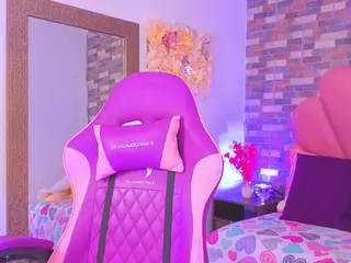 Cherry-Diamon's Live Sex Cam Show