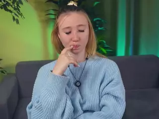 LinetteDaines's Live Sex Cam Show