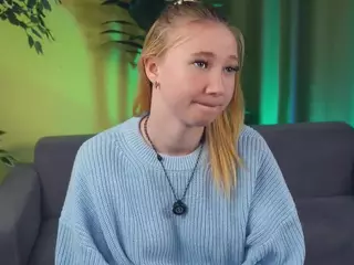 LinetteDaines's Live Sex Cam Show
