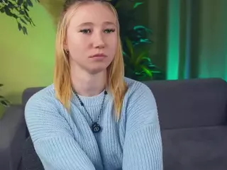 LinetteDaines's Live Sex Cam Show
