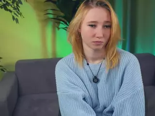 LinetteDaines's Live Sex Cam Show