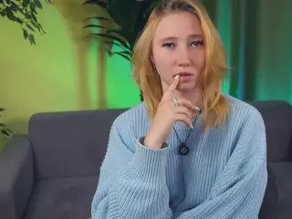 LinetteDaines's Live Sex Cam Show