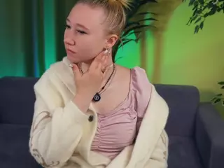 LinetteDaines's Live Sex Cam Show