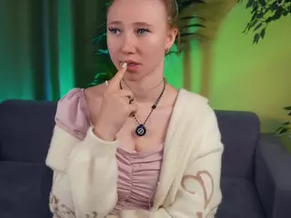 LinetteDaines's Live Sex Cam Show