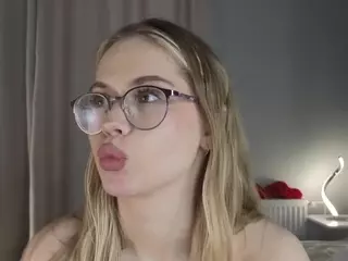 LornaAcors's Live Sex Cam Show