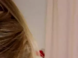 LornaAcors's Live Sex Cam Show