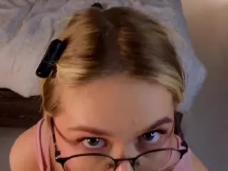LornaAcors's Live Sex Cam Show
