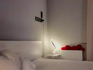 LornaAcors's Live Sex Cam Show