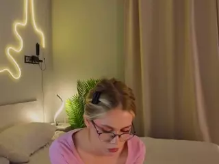 LornaAcors's Live Sex Cam Show