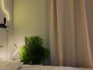 LornaAcors's Live Sex Cam Show