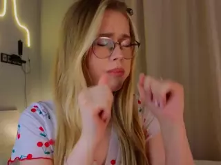 LornaAcors's Live Sex Cam Show