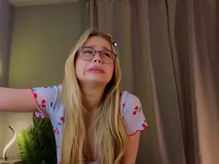 LornaAcors's Live Sex Cam Show