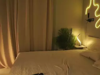 LornaAcors's Live Sex Cam Show