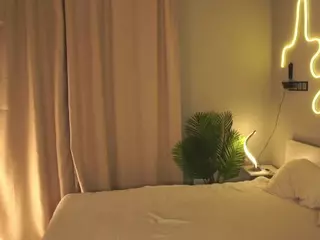 LornaAcors's Live Sex Cam Show