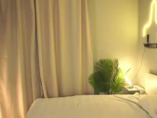 LornaAcors's Live Sex Cam Show