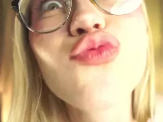 LornaAcors's Live Sex Cam Show