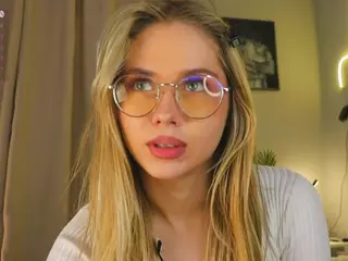 LornaAcors's Live Sex Cam Show