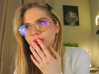 LornaAcors's Live Sex Cam Show