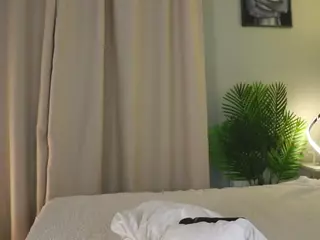 LornaAcors's Live Sex Cam Show