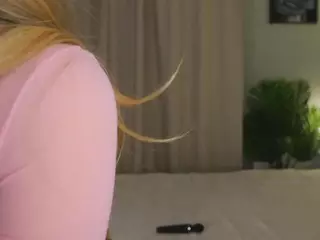 LornaAcors's Live Sex Cam Show
