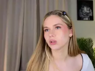LornaAcors's Live Sex Cam Show