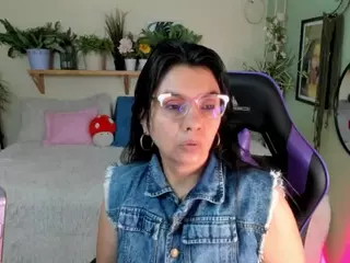 MilfFantassy's Live Sex Cam Show
