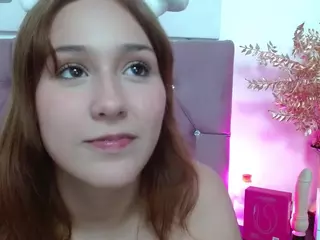 Daphne's Live Sex Cam Show