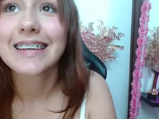 Daphne's Live Sex Cam Show