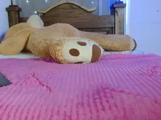 Daphne's Live Sex Cam Show