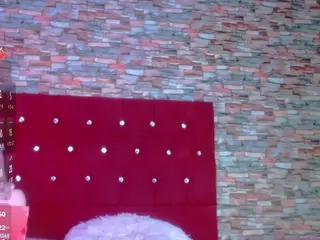 Daphne's Live Sex Cam Show