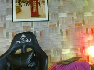 Daphne's Live Sex Cam Show