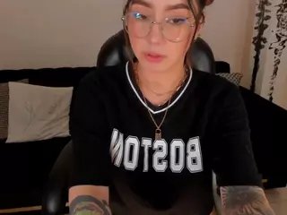 MaddisonCollins's Live Sex Cam Show