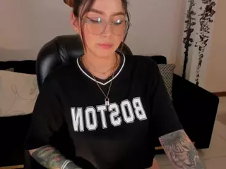 MaddisonCollins's Live Sex Cam Show