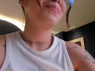MaddisonCollins's Live Sex Cam Show