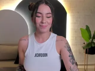 MaddisonCollins's Live Sex Cam Show