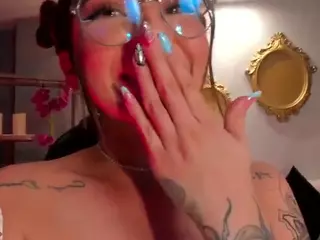 MaddisonCollins's Live Sex Cam Show
