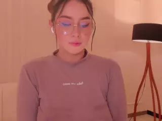 MaddisonCollins's Live Sex Cam Show