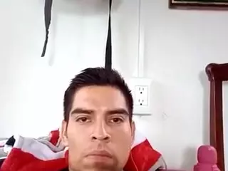 Elcarever's Live Sex Cam Show