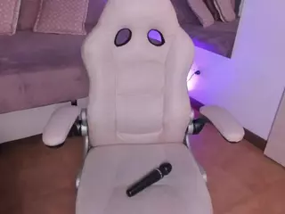 Alahia-Am's Live Sex Cam Show
