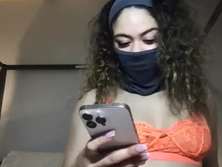 honeysuckles2's Live Sex Cam Show