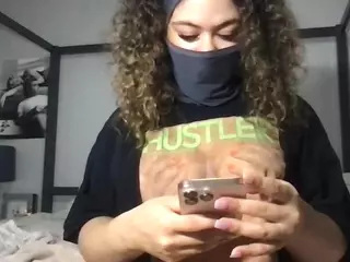 honeysuckles2's Live Sex Cam Show