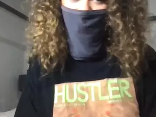 honeysuckles2's Live Sex Cam Show