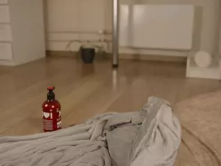 JennyPlaudis's Live Sex Cam Show