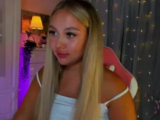 Loneve's Live Sex Cam Show