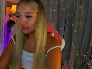 Loneve's Live Sex Cam Show